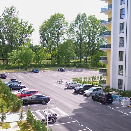 Chindia Park Suite Τιργκόβιστε Εξωτερικό φωτογραφία